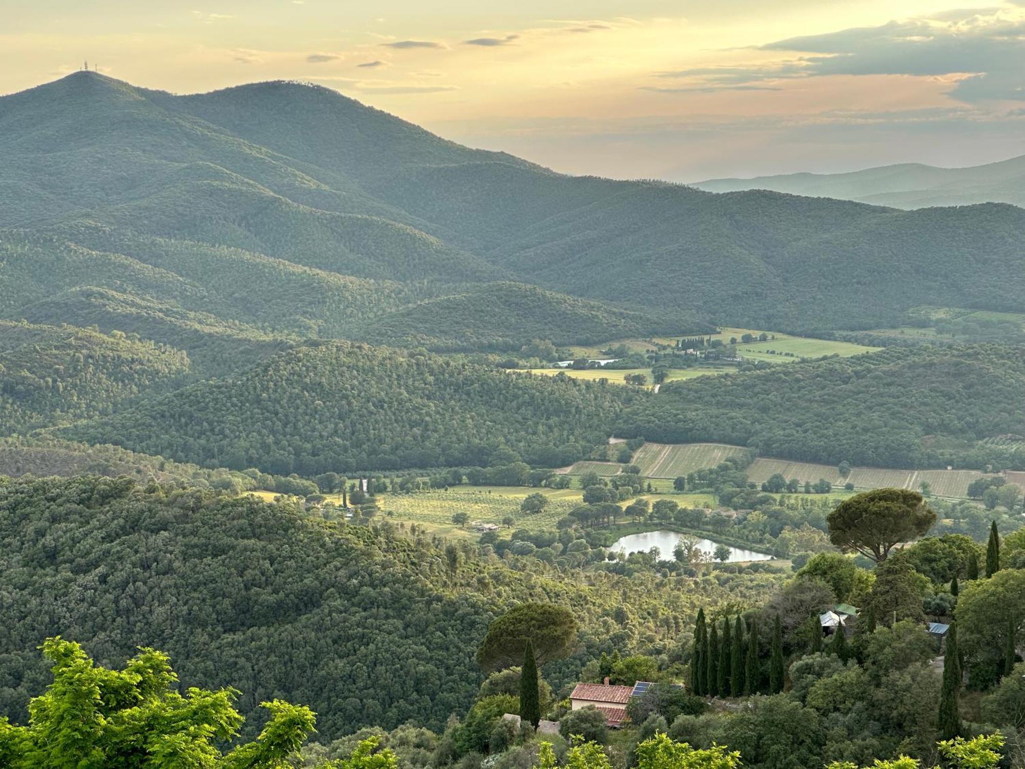Gio Toscana カスティリオーネ・デッラ・ペスカーイア エクステリア 写真